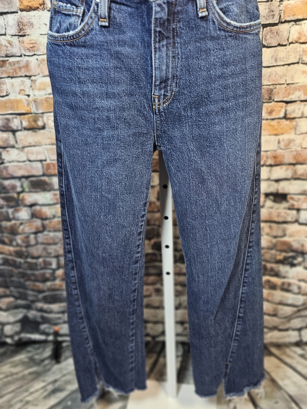 Hudson Remi Indigo Breeze High Rise Straight Crop Jeans Raw Hem Side Slit 25